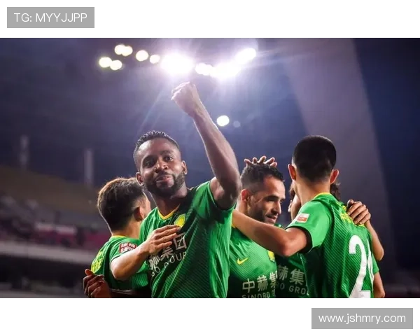 亚冠联赛冠军赔率出炉，热门球队表现稳健，争夺战愈发激烈