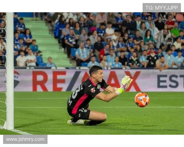 奥布拉克6夺西甲萨莫拉奖创历史纪录