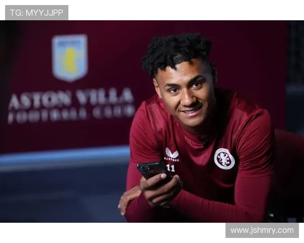 沃特金斯是否依赖体系?战术角色与自主进攻能力分析